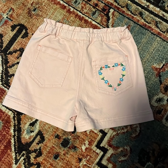 Mini Boden Floral Embroidered Paperbag Pull On Shorts - Picture 3 of 3